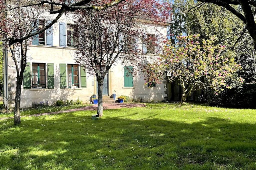 Le Manoir Mermoz : Appartement T2 Tout Equipe Rennes Esterno foto